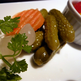 iku-farm-pickles2